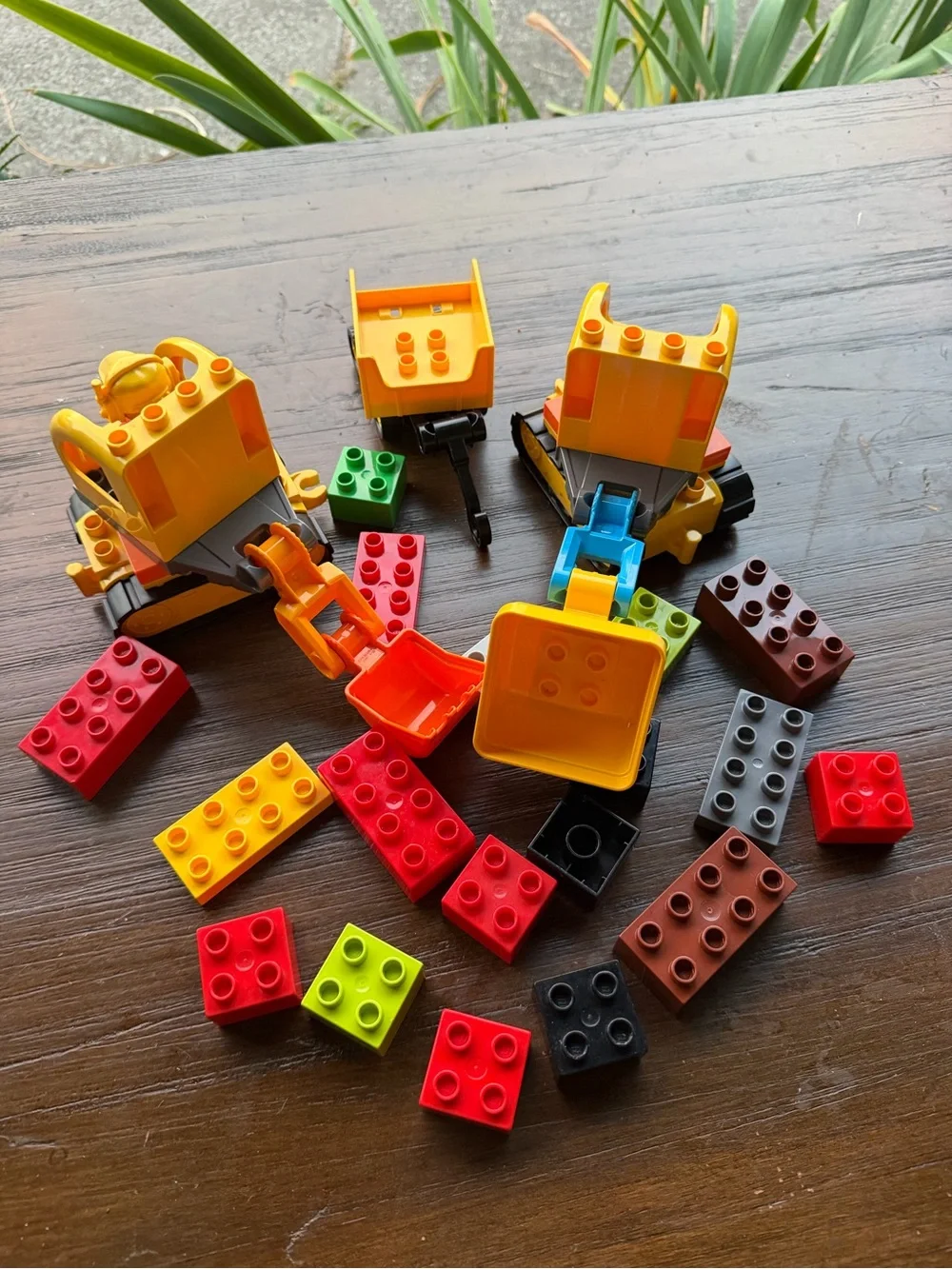 Lego duplo construction sets and extras some items missive